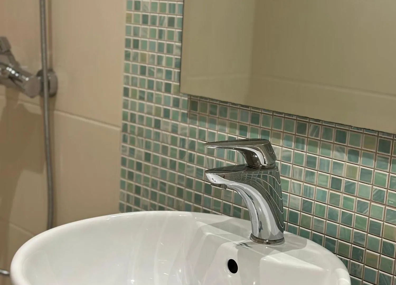 ***  Hotel Shehu Gjirokastër Albanien